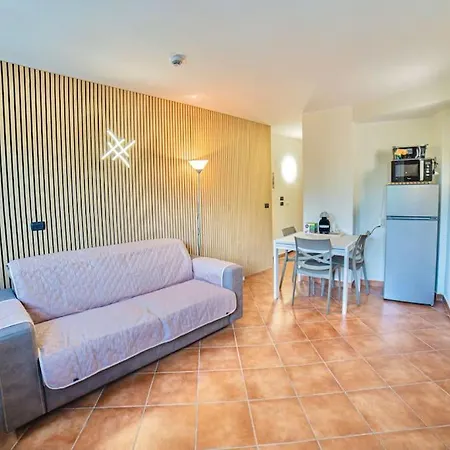 P-zona Di Apartment